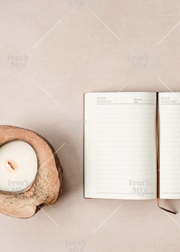 Cozy Work Minimal Photo 13