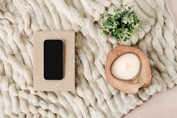 Cozy Work Minimal Photo 5