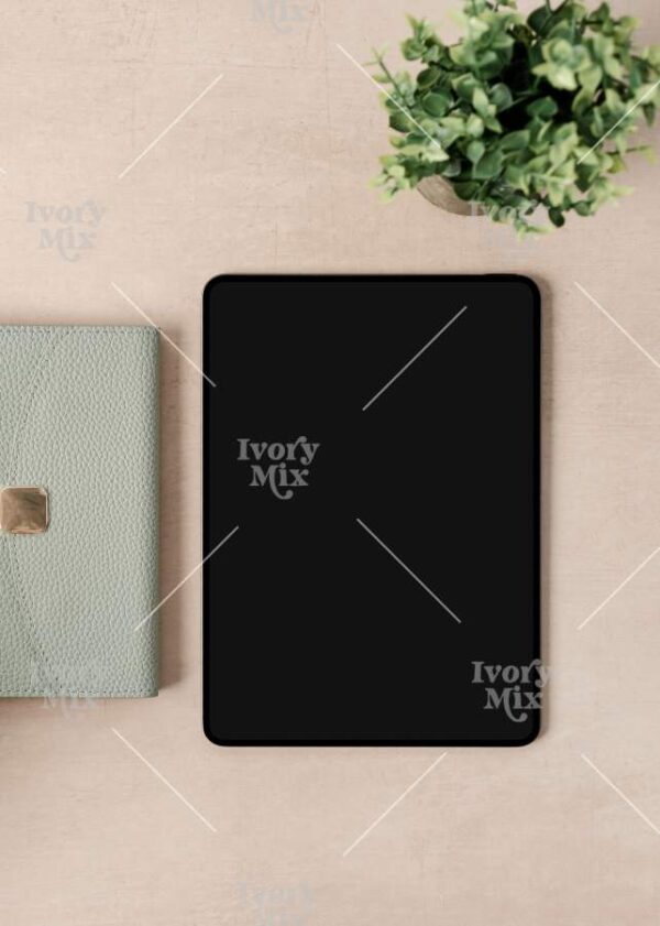 Cozy Work Minimal Photo 9